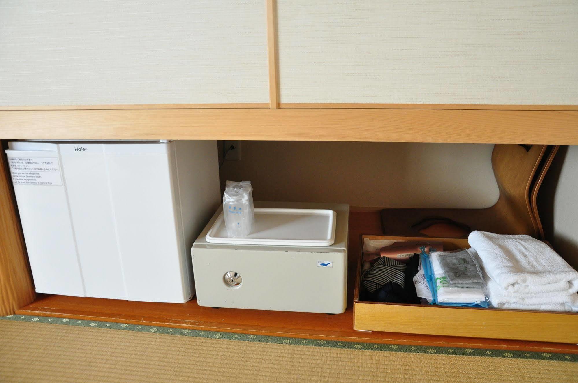 Hotel Obokekyo Mannaka Miyoshi  Zewnętrze zdjęcie