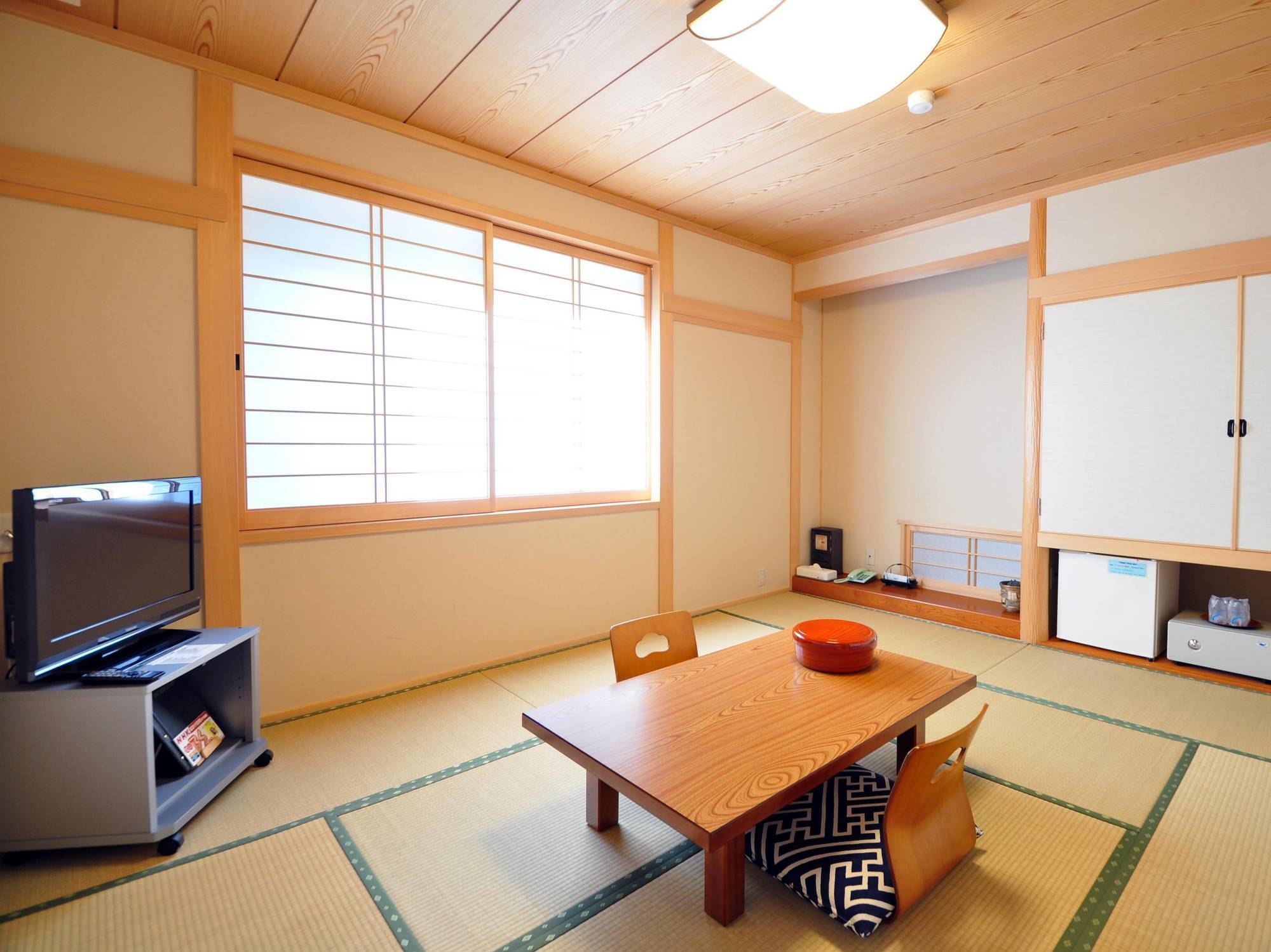 Hotel Obokekyo Mannaka Miyoshi  Zewnętrze zdjęcie